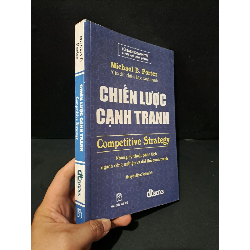 Chiến lược cạnh tranh mới 80% bẩn bìa, ố nhẹ, bị ẩm, tróc gáy 2016 Michael E.Porter HCM1604 KINH TẾ - TÀI CHÍNH - CHỨNG KHOÁN Blogmeo 27525 513137