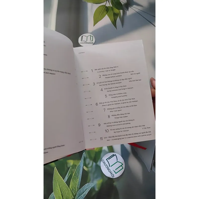 [MIỄN PHÍ BỌC SÁCH] Trên Mảnh Đất Kiên Cường - Wayne in Vietnam: In the Land of Resilience (song ngữ) - Wayne Besant 990097