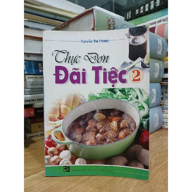 Thực đơn đãi tiệc – Nguyễn Thị Phụng 592389