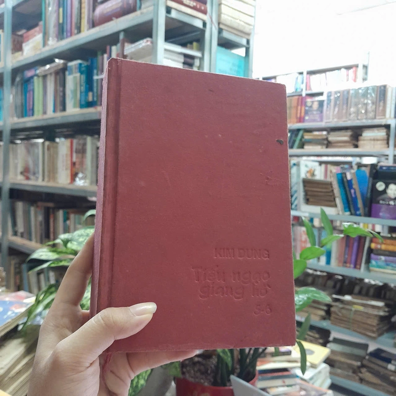 TIẾU NGẠO GIANG HỒ ( TẬP 5,6,7,8) - KIM DUNG 469785