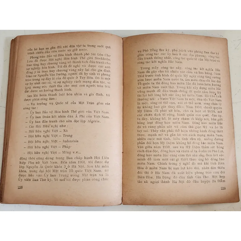 Hồi kts cách mạng: TÌNH YÊU - ÁNH LỬA (Nguyễn Thị Lựu) 706662