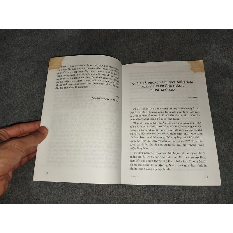 NHỮNG QUẢ ĐẤM THÉP 494544