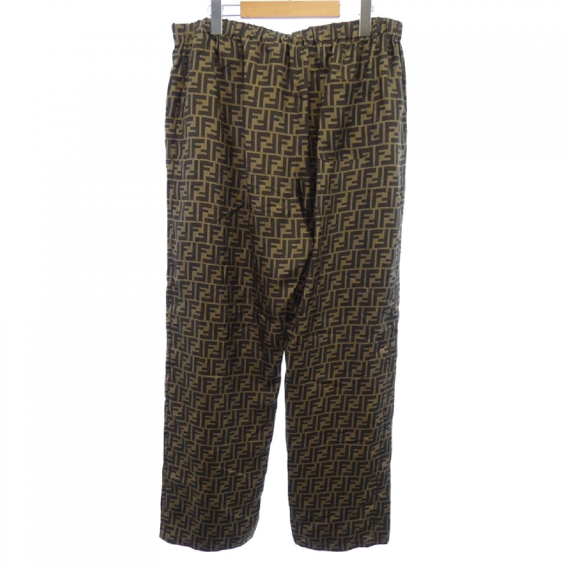 Quần FENDI - Hàng hiệu Authentic 891981