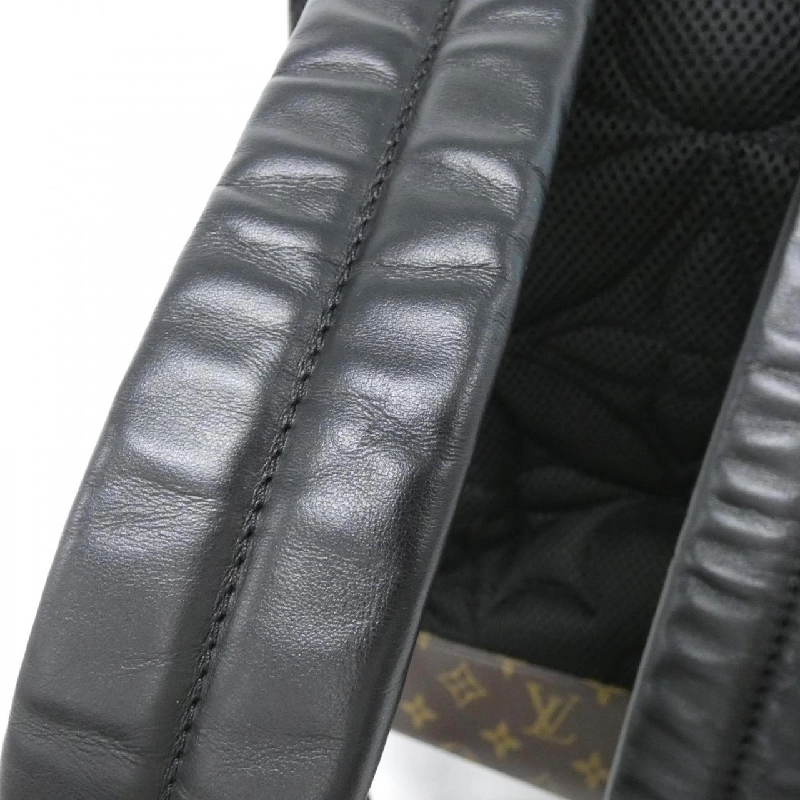 Ba lô Louis Vuitton Monogram Macassar Dean M45335 609021