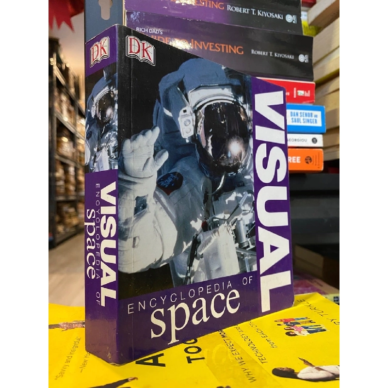 Visual Encyclopedia of Space - DK 1023971