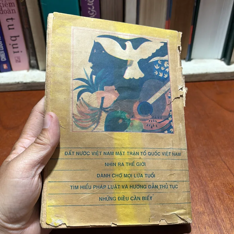 [Gáy Không Đẹp] - II Lịch Kiến Thức Cần Biết Dành Cho Mọi Nhà - 1988 931862