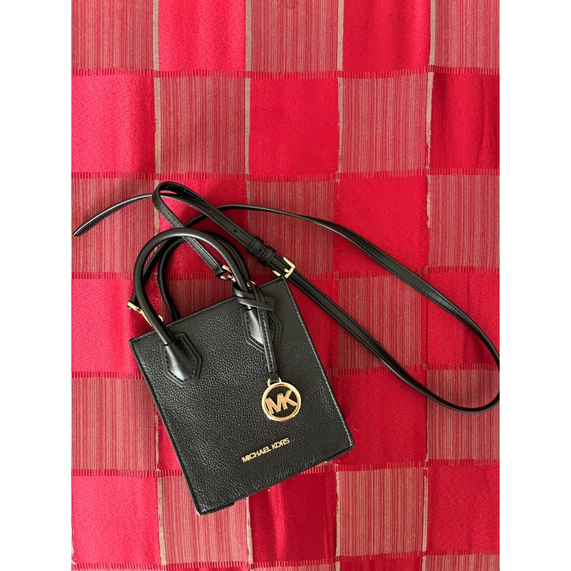 Thanh lý dọn tủ/túi nhỏ Michel Kors (chính hãng, xách tay từ Mỹ)/sử dụng dưới 10 lần 159303