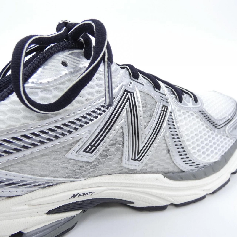 Giày thể thao New Balance - Hàng hiệu Authentic 905082