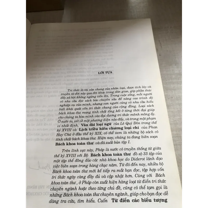 Từ điển biểu tượng văn hoá thế giới 785043