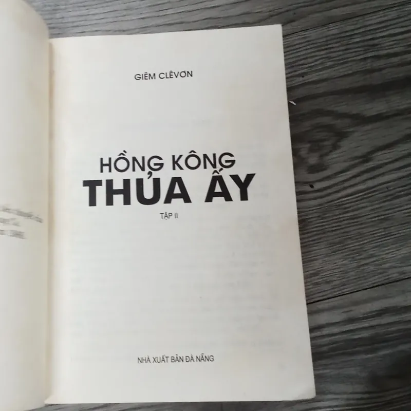 Hồng Kông Thuở Ấy - Giêm Clêvơn 1020147