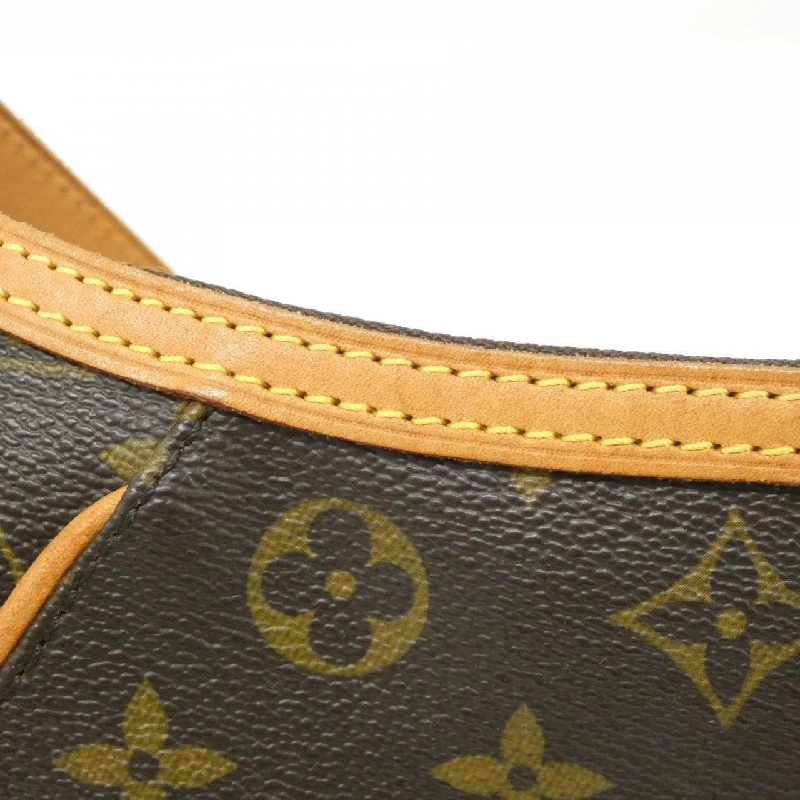 Túi xách vai Louis Vuitton Monogram Thames GM M56383 - Hàng hiệu Chính hãng 611847