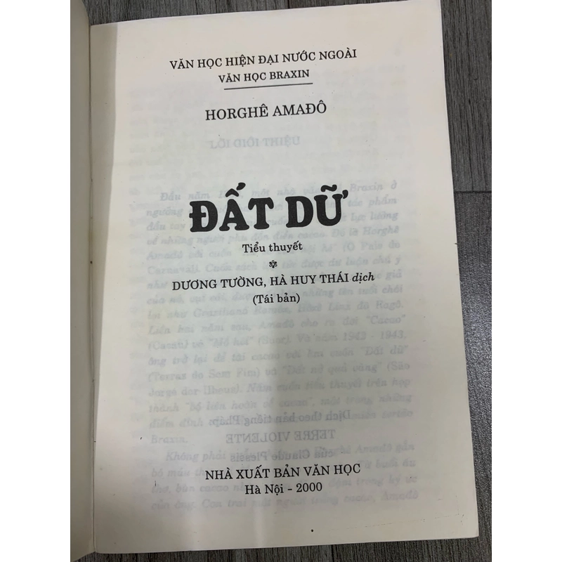 Đất dữ - Horghe Amado. 1b4 518956