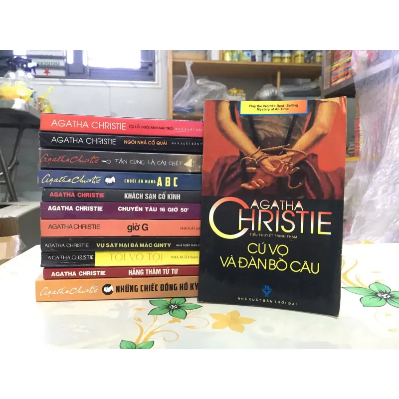 Bộ trinh thám Agatha Christie 12 quyển  753788