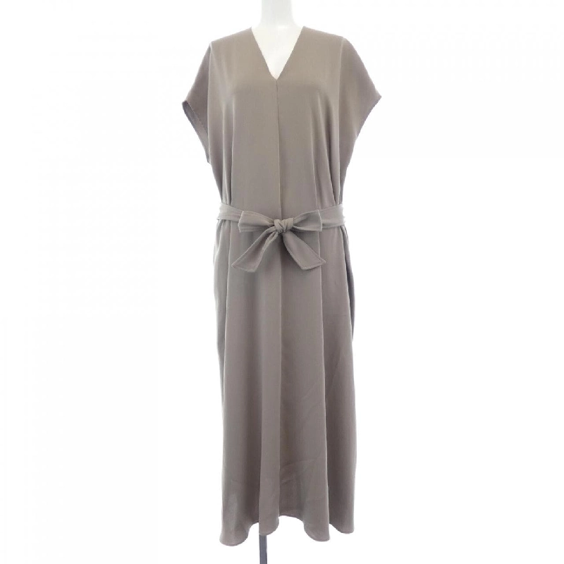 BEIGE. Đầm - Hàng hiệu Authentic 815773