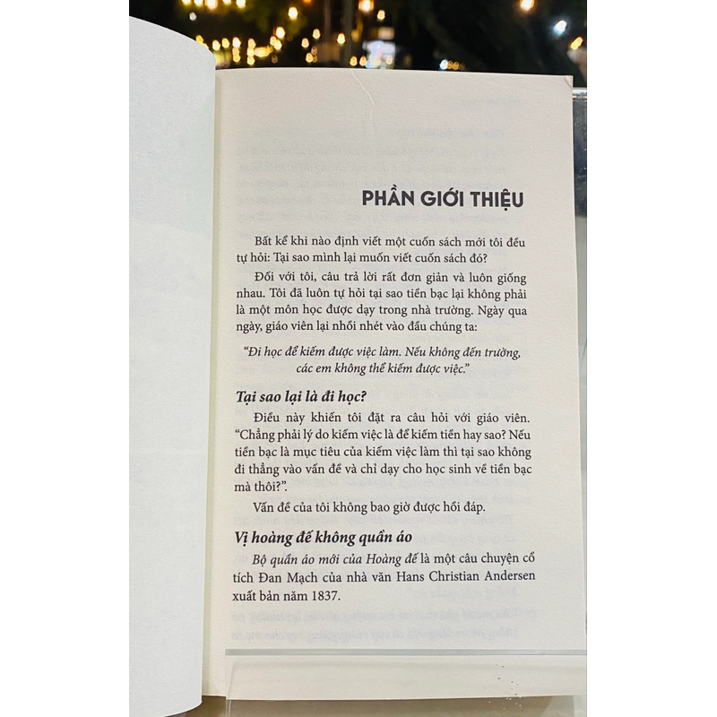 ĐÁNH THỨC TIỀM NĂNG TÀI CHÍNH - ROBERT T. KIYOSAKI 546967