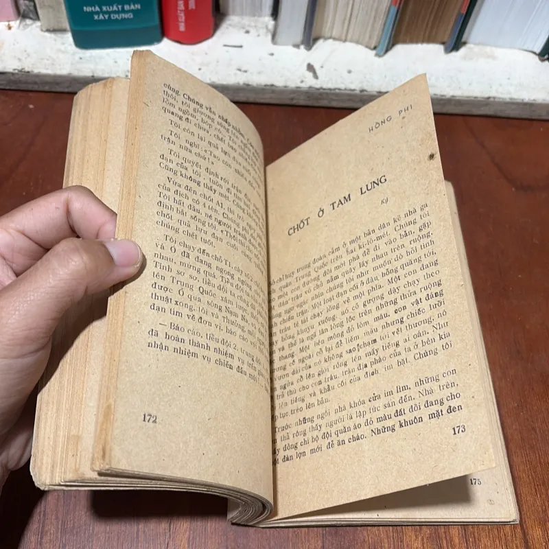 II Tập Thơ Văn: Chiến Hào Biên Giới - Nhiều Tác Giả - 1980 751401