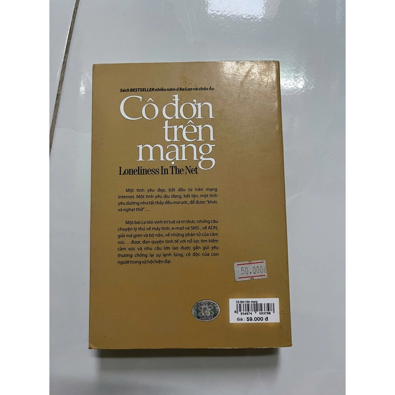 Cô đơn trên cõi mạng 448063