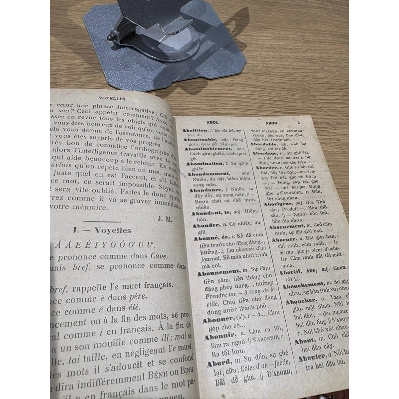 Tự điển Francaise Annamite _ Pháp Việt_ Petrus Ký 101 năm (Gáy sách xưa, hiếm còn sót lại) 547570