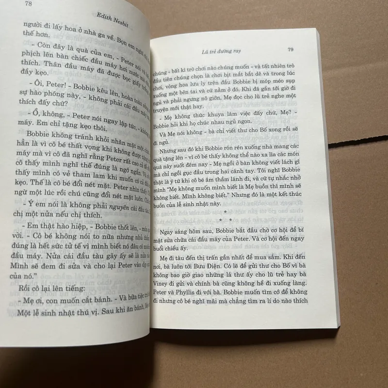 Lũ trẻ đường ray 603137