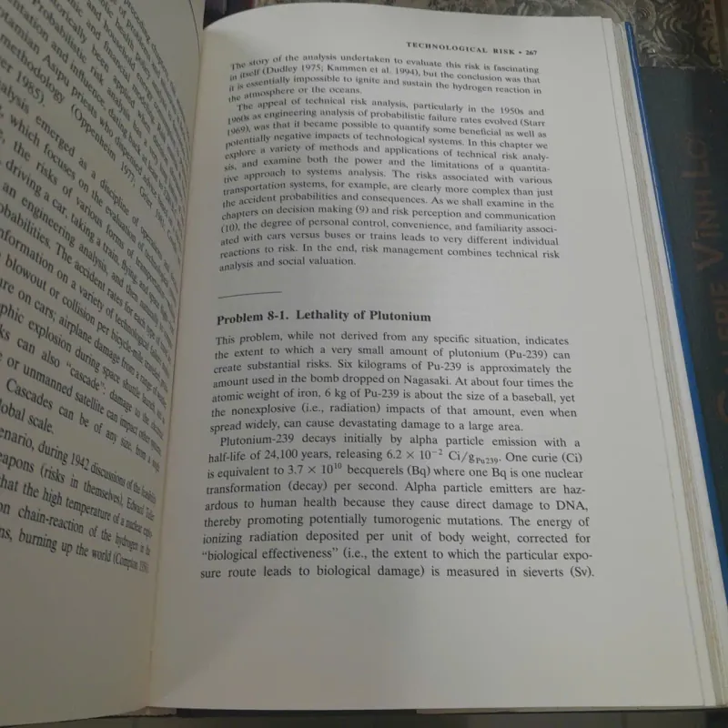 SHOULD WE RISK IT? (CHÚNG TA CÓ NÊN MẠO HIỂM KHÔNG?) - DANIEL M.KAMMEN, DAVID M.HASSENZAHL 563505