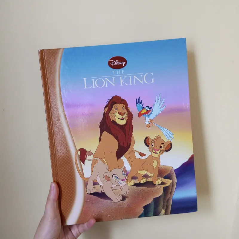 Truyện tranh Tiếng Anh trẻ em khổ lớn The Lion King như mới 960604