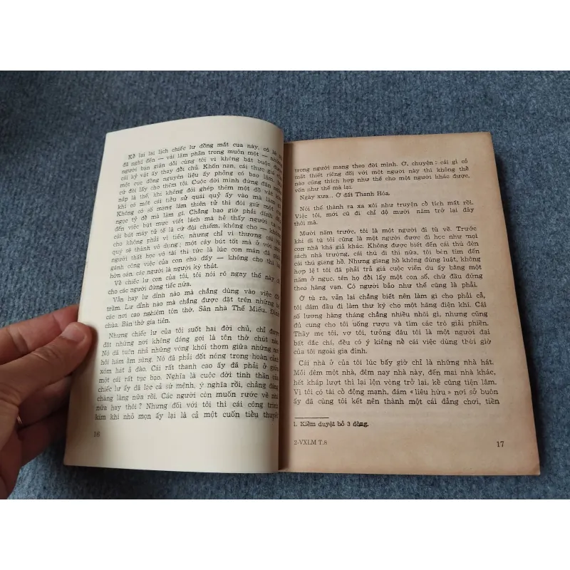 VĂN XUÔI LÃNG MẠN VIỆT NAM (1930 - 1945) TẬP TÁM 729242