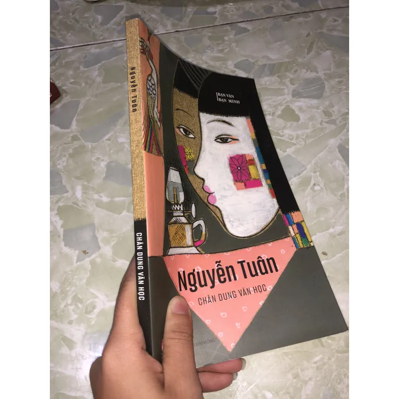 Nguyễn Tuân- chân dung văn học 928162