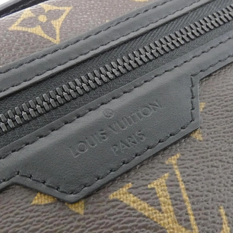 Túi đeo chéo phẳng logo Monogram Louis Vuitton M44641 609122