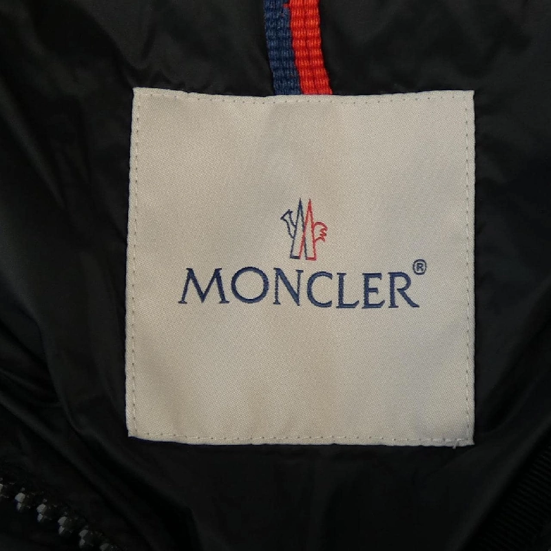 Moncler MONCLER Áo khoác lông 637303