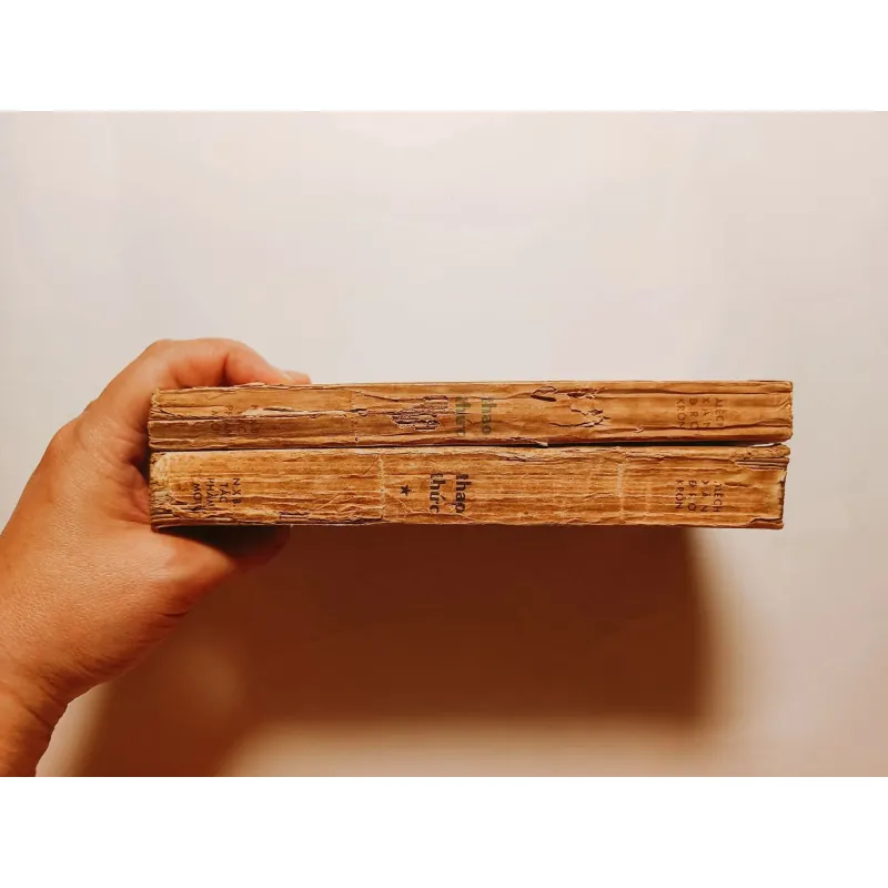 Thao Thức - A. Kron 750440