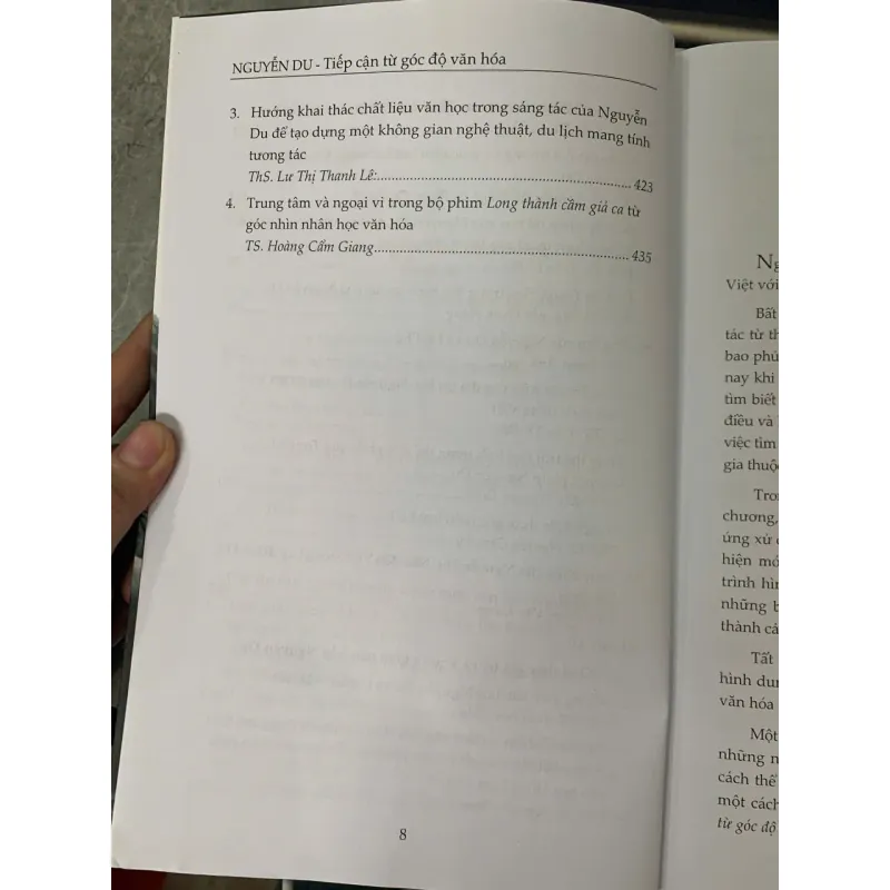 NGUYỄN DU TIẾP CẬN TỪ GÓC ĐỘ VĂN HÓA - NHIỀU TÁC GIẢ 730936
