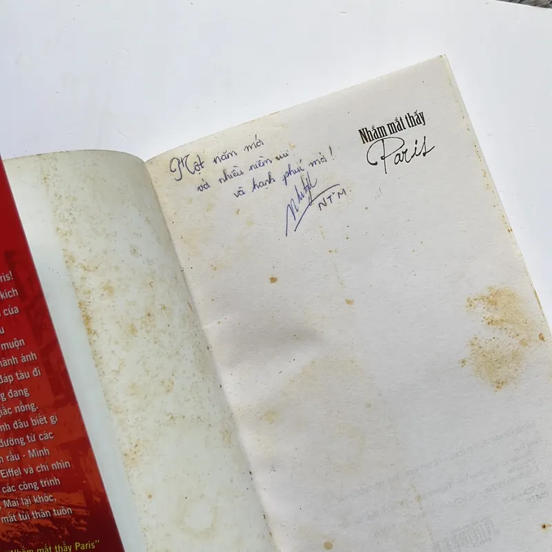 Nhắm mắt thấy Paris – Dương Thuỵ 564190