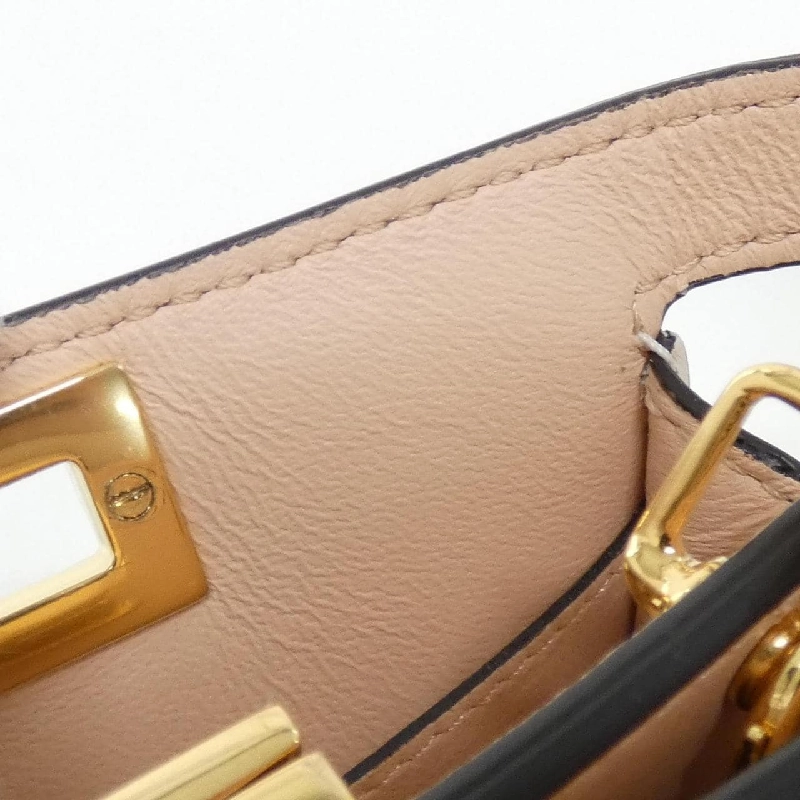 【Sản phẩm chưa sử dụng】Túi charm Fendi Nano Peekaboo 7AS061 U9D 623779