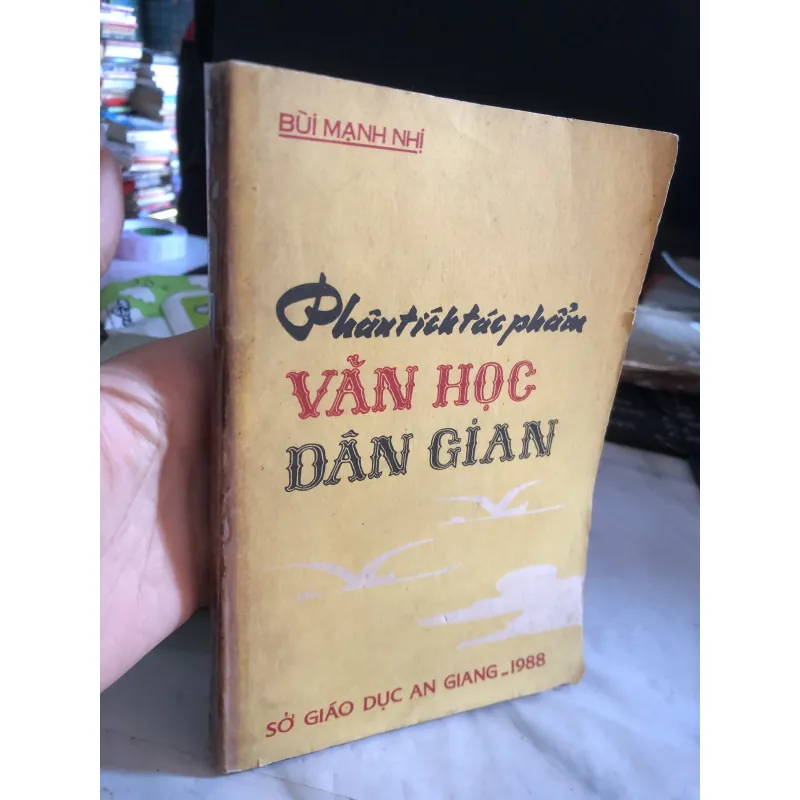 Phân tích tác phẩm văn học dân gian - Bùi Mạnh Nhị  1043178