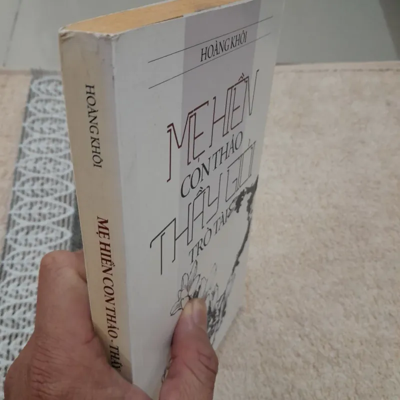 MẸ HIỀN CON THẢO THẦY GIỎI TRÒ TÀI- Tác giả Hoàng Khôi 747875