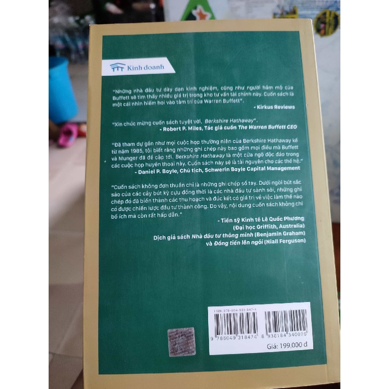 Berkshine Hathaway - Những bài học tuyệt vời từ Warren Buffett và Charlie Munger 43097