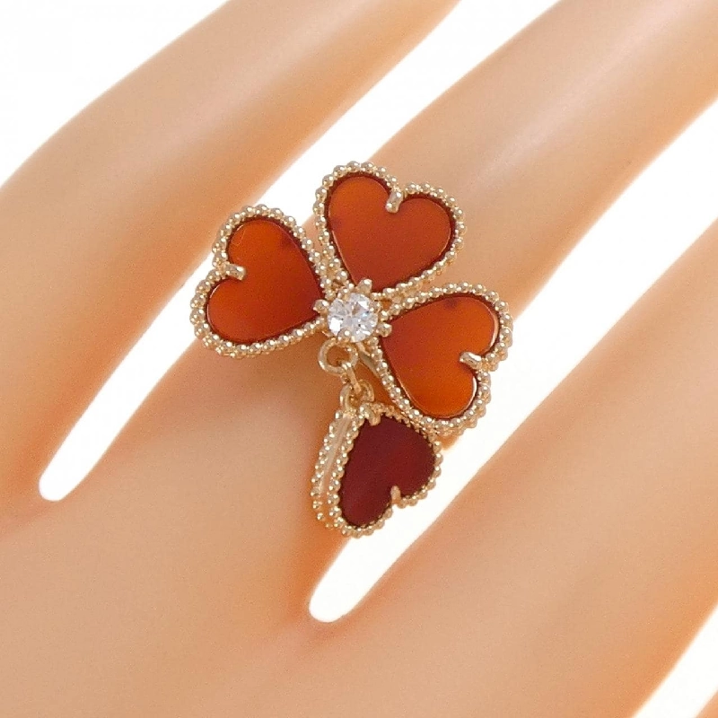 Nhẫn Van Cleef & Arpels Sweet Alhambra ÉFiyage - Hàng hiệu Authentic 837326