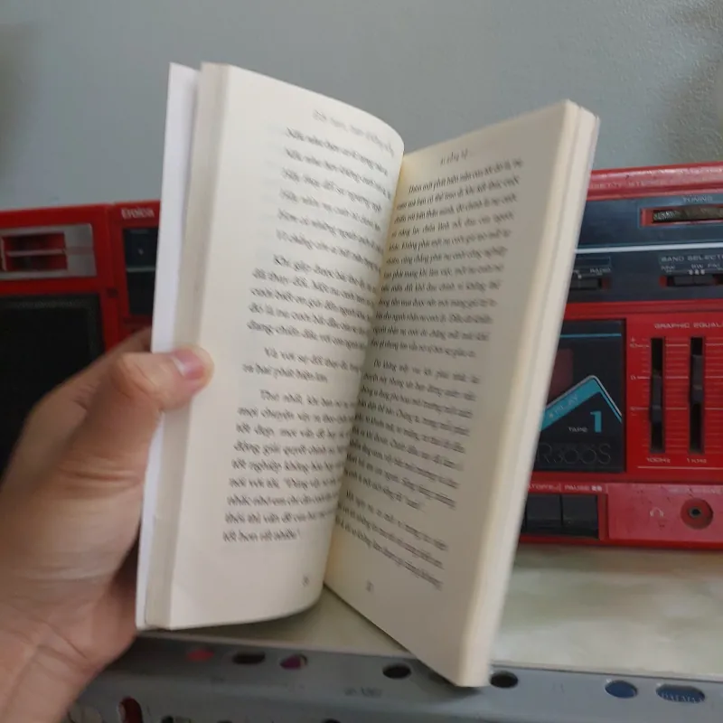 ĐỜI BẠN BẠN KHÔNG SỐNG AI SỐNG HỘ ? 1012929