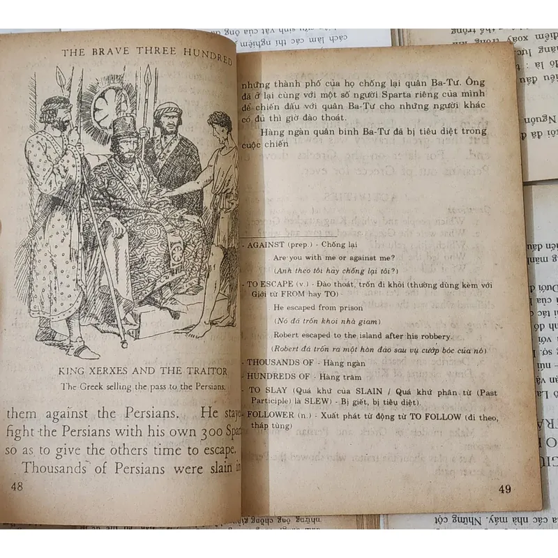 Truyện song ngữ Anh - Việt: 300 CHÀNG TRAI DŨNG CẢM (HEROES OF OLDEN DAYS)  704208