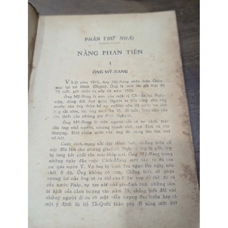 Những kẻ khốn nạn - Victor Hugo ( bản dịch Nguyễn Quân ) 999870