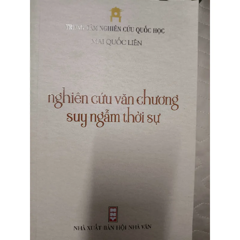 NGHIÊN CỨU VĂN CHƯƠNG VÀ SUY NGẪM - MAI QUỐC LIÊN - 2021 - 471 trang ANTQ2308 VĂN HỌC Blogmeo21025 581439