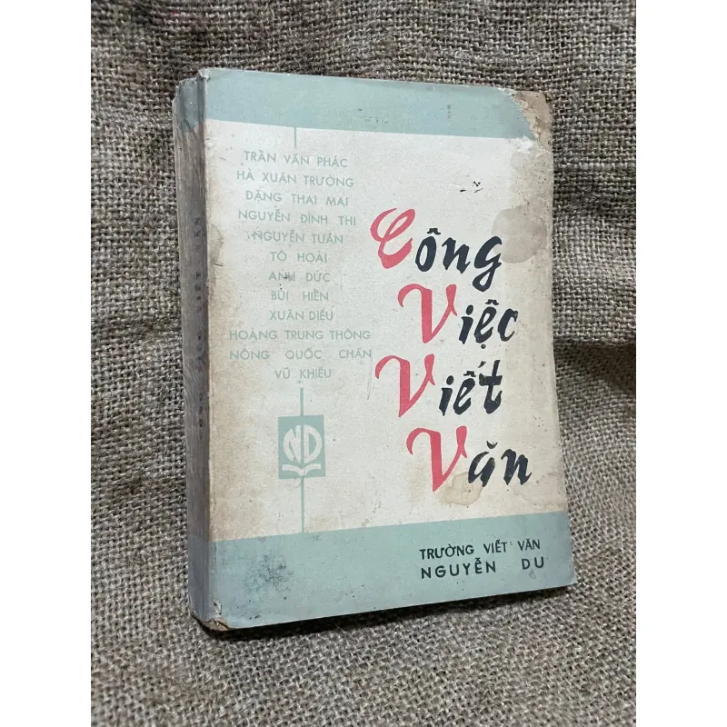Ấn phẩm của trường viết văn Nguyễn du - công việc ￼viết văn -  1042084