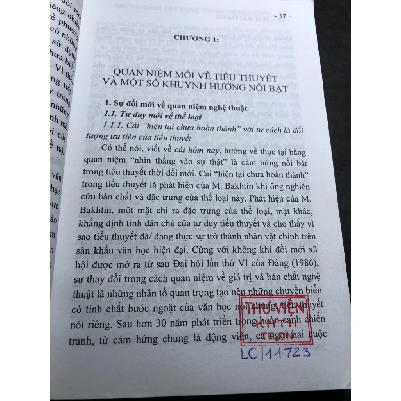 Những cách tân nghệ thuật trong tiểu thuyết Việt Nam đương đại mới 80% ố bẩn có dấu mộc và viết nhẹ trang đầu 2009 Mai Hải Oanh HPB0906 SÁCH VĂN HỌC Oreka-Blogmeo 163927