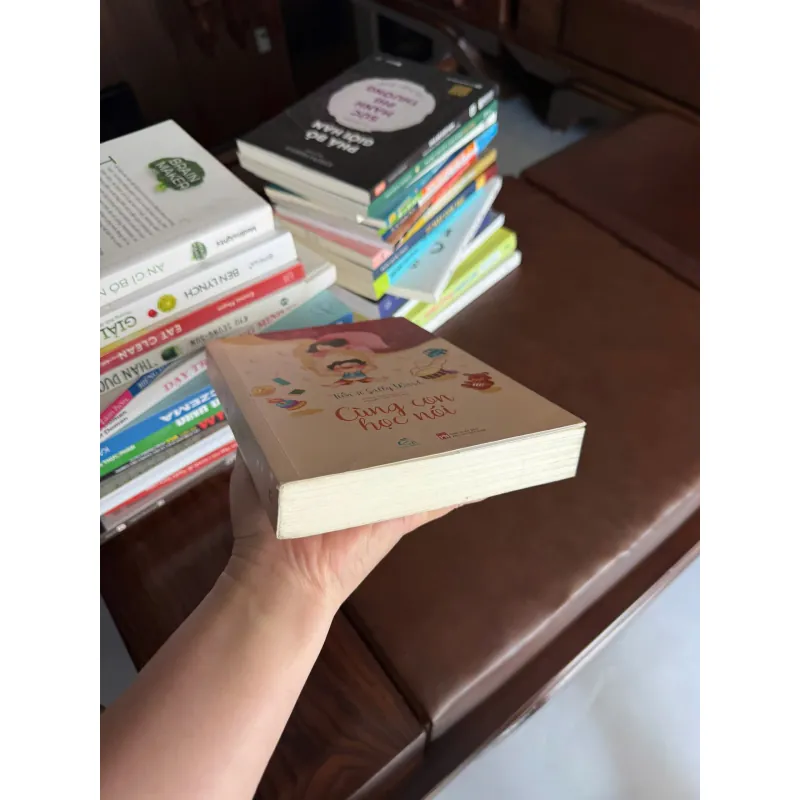 CÙNG CON HỌC NÓI – Sally Ward | Sách nuôi dạy con 0–3 tuổi cực hay- K4 1023582