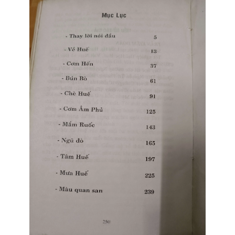 Chuyên khảo về Huế - 2000 - 250 trang Lịch sử thế giới ANTQ2702 930394