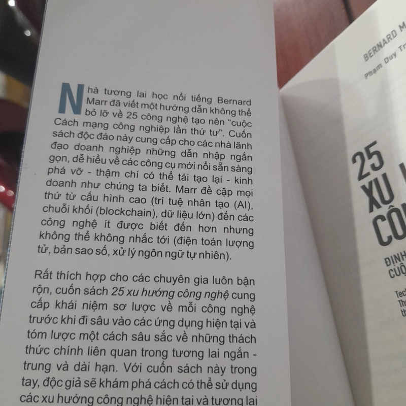 Bernard Marr - 25 XU HƯỚNG CÔNG NGHỆ, định hình cách mạng 4.0 446762