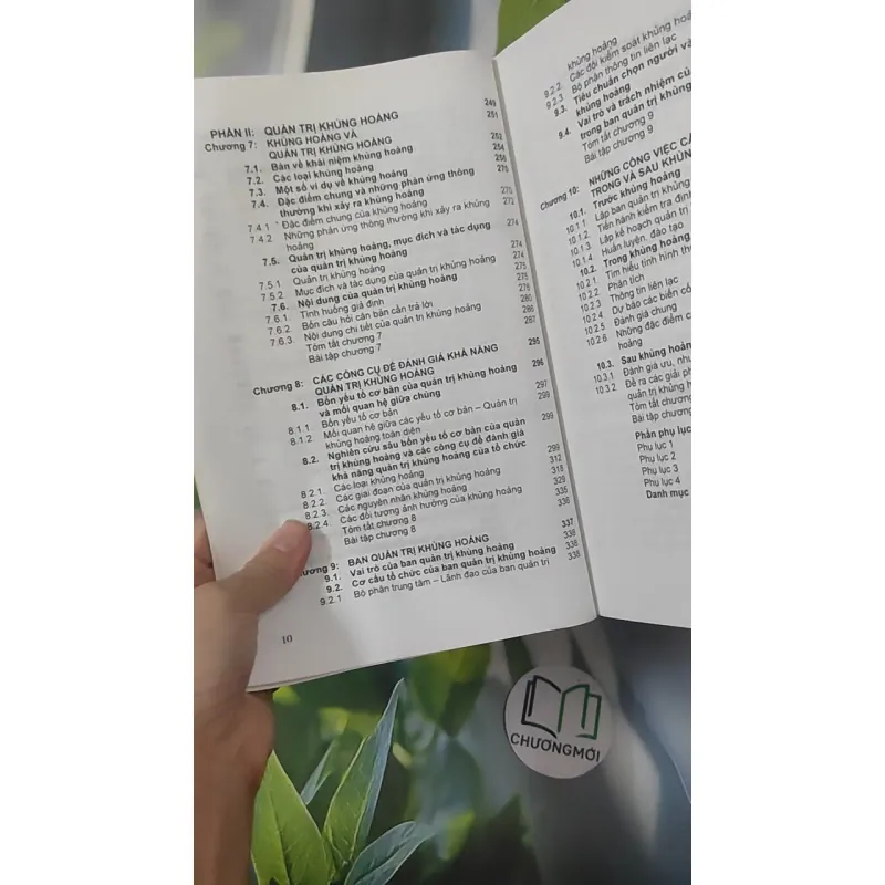 Quản Trị Rủi Ro & Khủng Hoảng - Đoàn Thị Hồng Vân & Kim Ngọc Đạt & Hà Đức Sơn 1018962