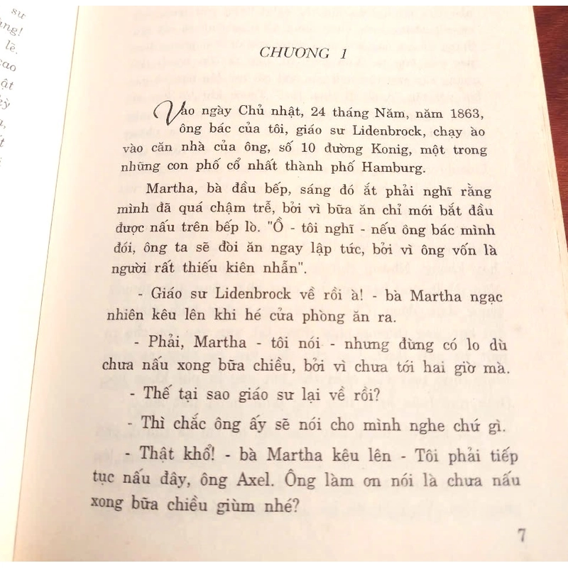 Cuộc Du Hành Vào Trung Tâm Trái Đất - Jules Verne 331464