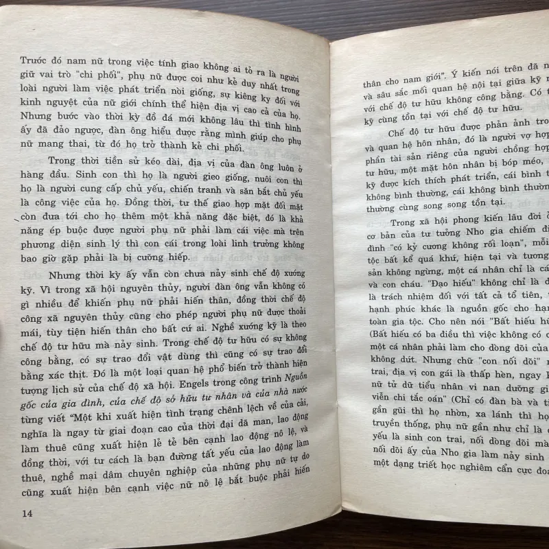 Lầu xanh và tội ác - Phùng Tinh Chí 972703