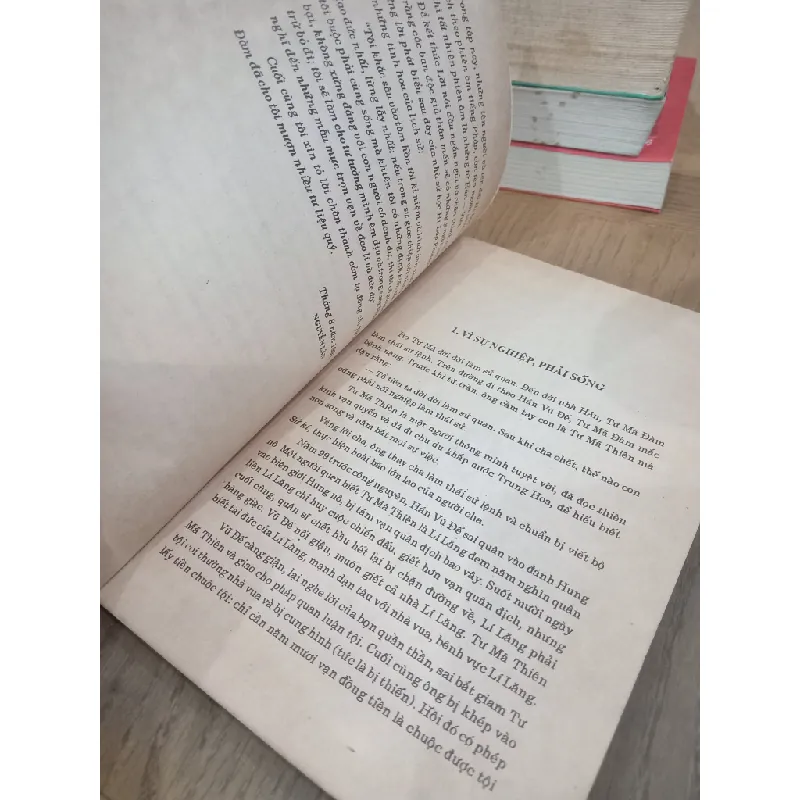 100 mẩu chuyện cổ Đông Tây - Nguyễn Lân 721091